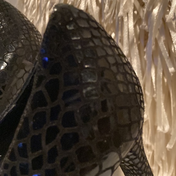 J. Renee Black Gold Lion Shoes Sz 10M - Picture 7 of 16